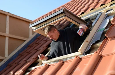 Pose de fenêtres de toit Velux à Bettembos